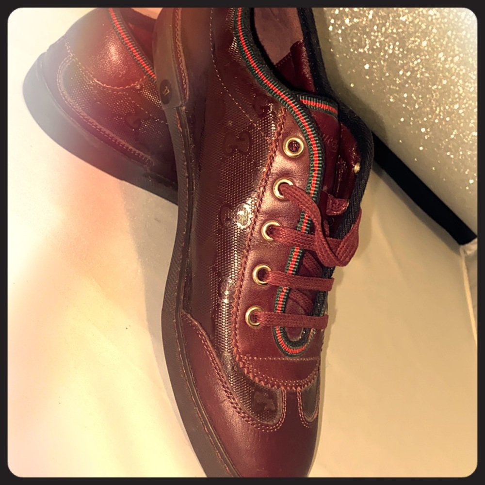 Authentic Gucci sneaker